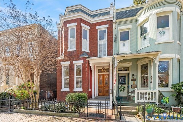 2705 E Franklin St, Richmond, VA 23223