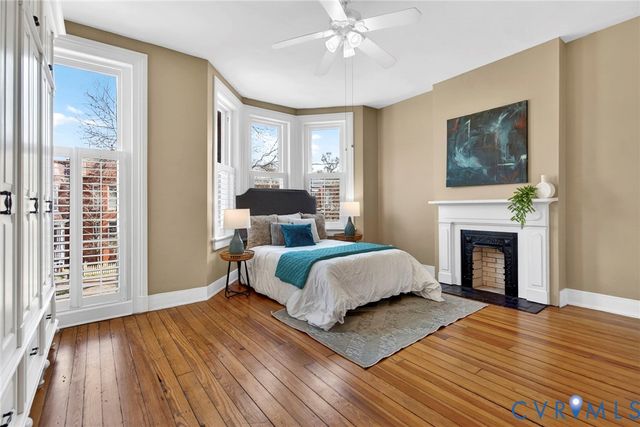 2705 E Franklin St, Richmond, VA 23223