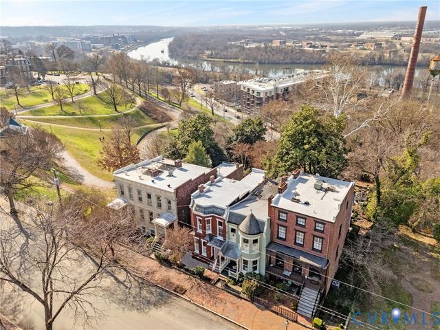 2705 E Franklin St, Richmond, VA 23223