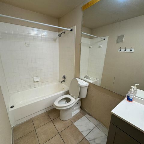 14550 Fonmeadow Dr 1304, Houston, TX 77035