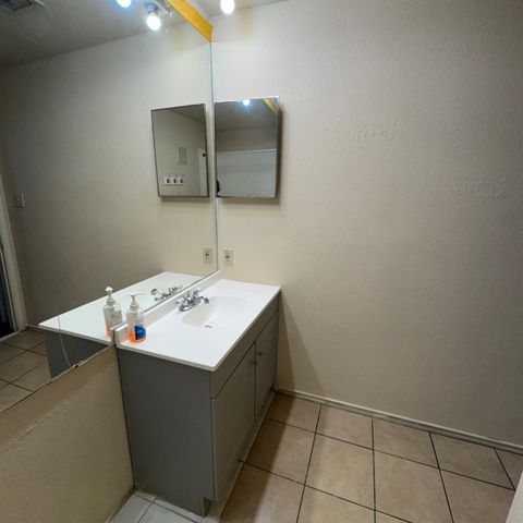 14550 Fonmeadow Dr 1304, Houston, TX 77035