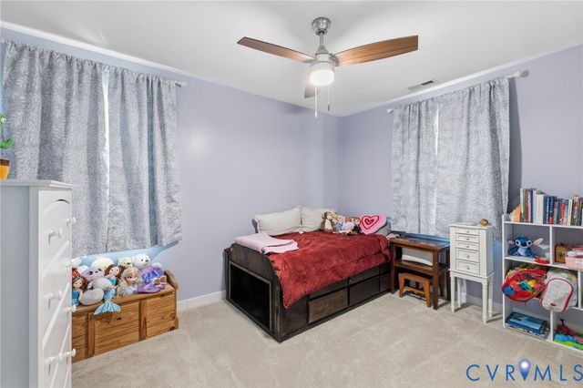 7981 Meadow Dr, Mechanicsville, VA 23111