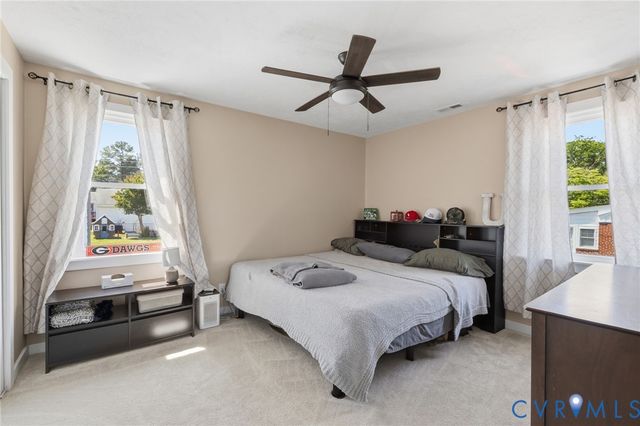 7981 Meadow Dr, Mechanicsville, VA 23111