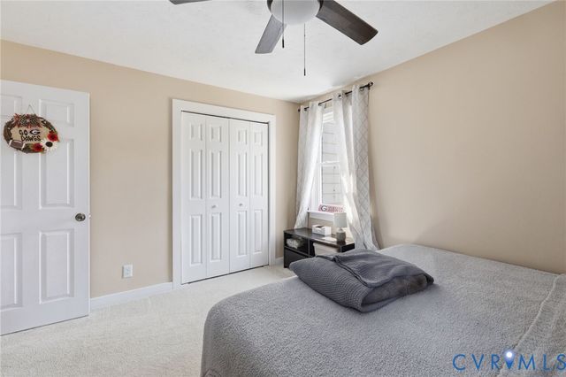 7981 Meadow Dr, Mechanicsville, VA 23111