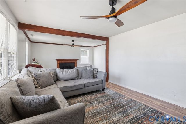 7981 Meadow Dr, Mechanicsville, VA 23111