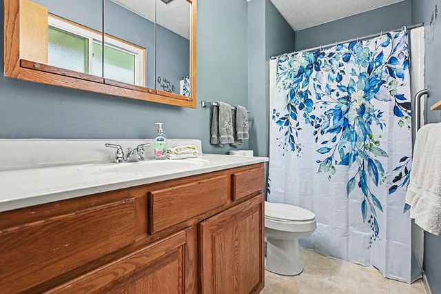 308 Carey Mission Drive, Niles, MI 49120