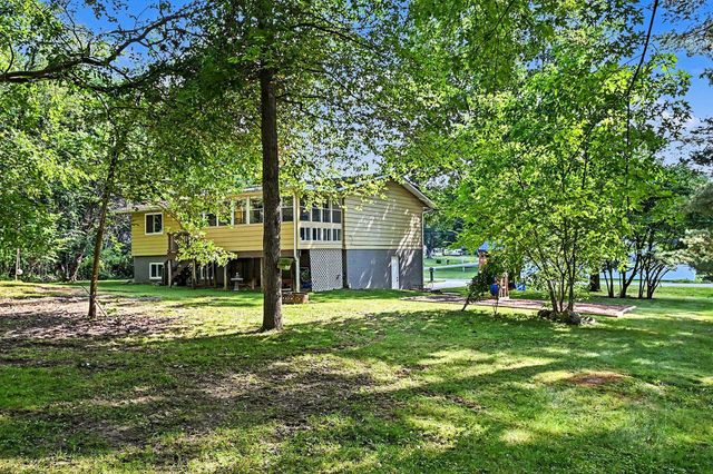 308 Carey Mission Drive, Niles, MI 49120