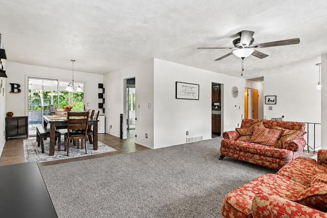 308 Carey Mission Drive, Niles, MI 49120