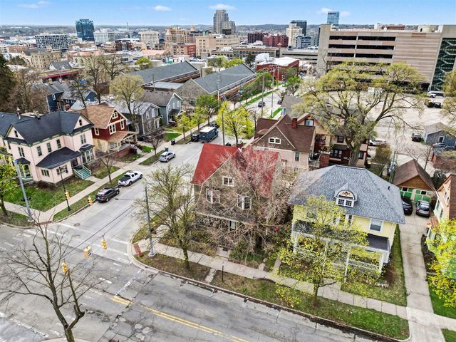 201 Lafayette Avenue, Grand Rapids, MI 49503