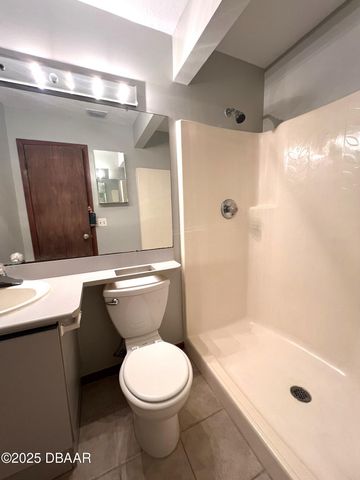 3552 Forest Branch Dr Apt B, Port Orange, FL 32129