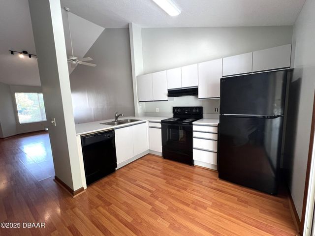 3552 Forest Branch Dr Apt B, Port Orange, FL 32129