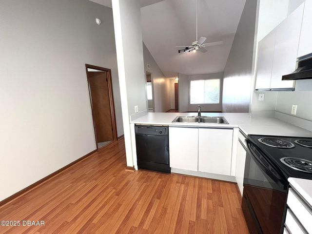 3552 Forest Branch Dr Apt B, Port Orange, FL 32129