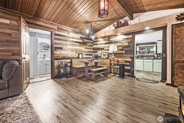 13109 Crystal Springs Dr, Granite Falls, WA 98252