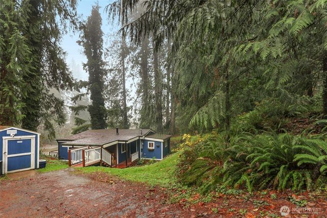 13109 Crystal Springs Dr, Granite Falls, WA 98252