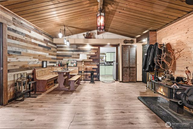 13109 Crystal Springs Dr, Granite Falls, WA 98252