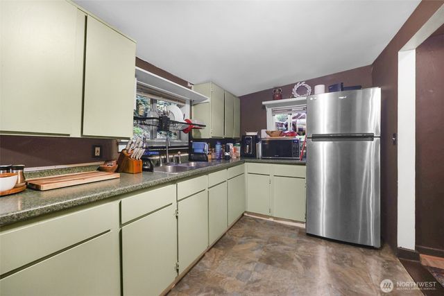 13109 Crystal Springs Dr, Granite Falls, WA 98252