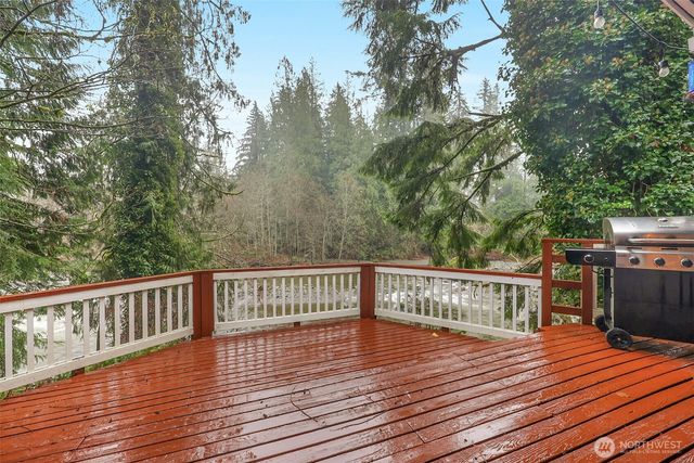 13109 Crystal Springs Dr, Granite Falls, WA 98252