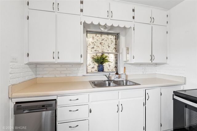 2318 56th Street, Des Moines, IA 50310