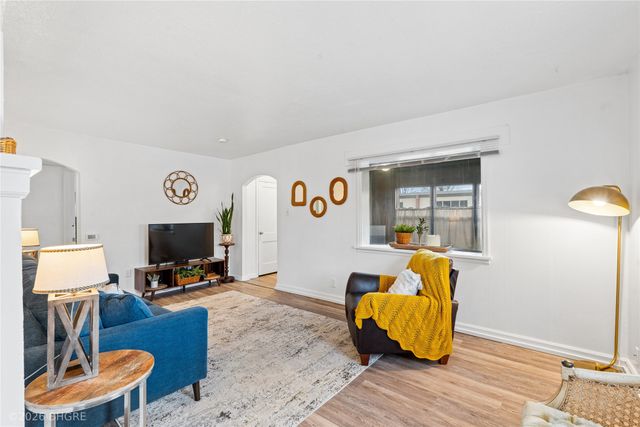 2318 56th Street, Des Moines, IA 50310