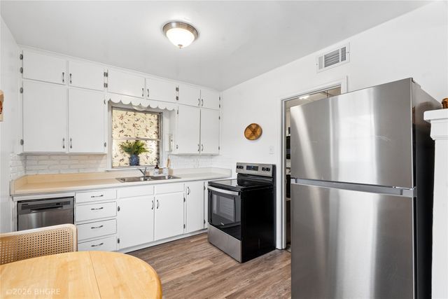 2318 56th Street, Des Moines, IA 50310