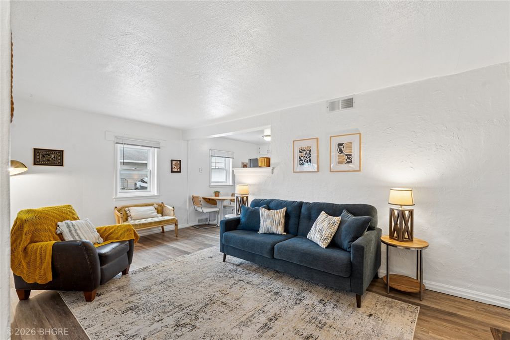 2318 56th Street, Des Moines, IA 50310