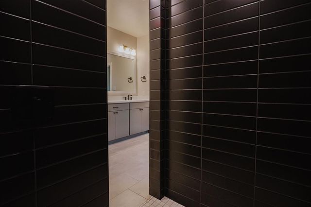 4617 Maple Ridge Drive, Edmond, OK 73034