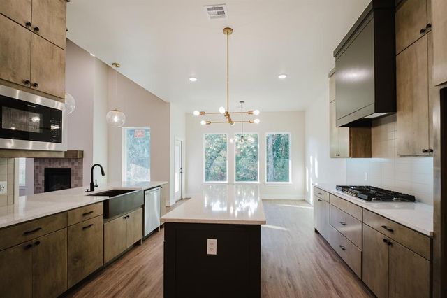 4617 Maple Ridge Drive, Edmond, OK 73034