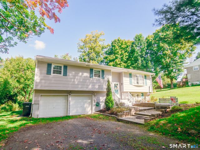7 Rodline Road, Danbury, CT 06811