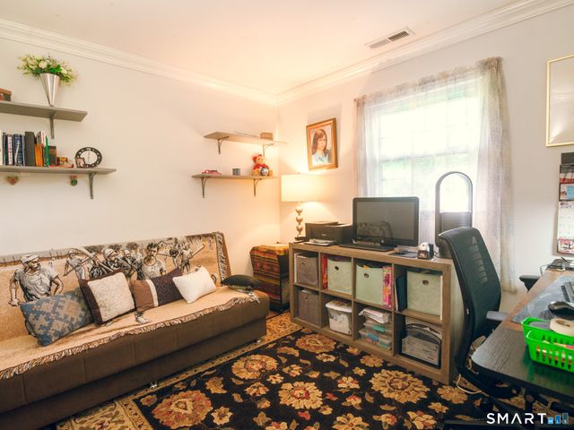 7 Rodline Road, Danbury, CT 06811