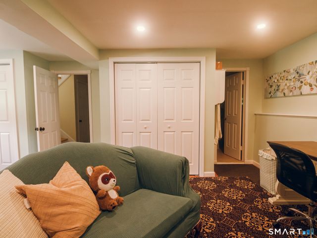 7 Rodline Road, Danbury, CT 06811