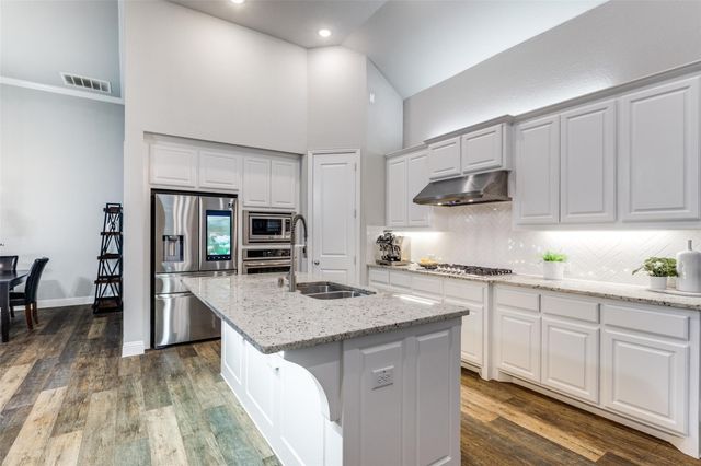 3925 Ironbark Way, Mckinney, TX 75071