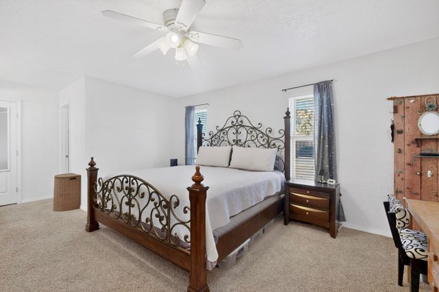 216 Spring Drive SE, Rio Rancho, NM 87124