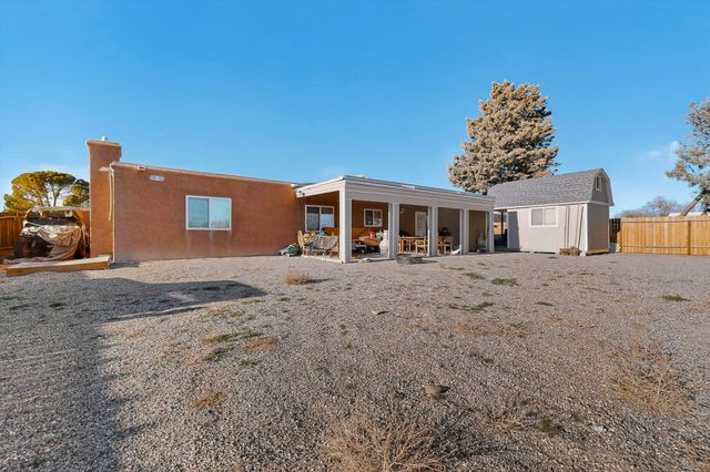 216 Spring Drive SE, Rio Rancho, NM 87124
