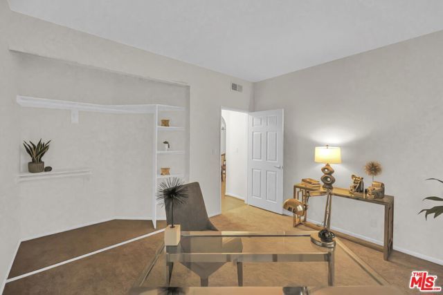 620 S Gramercy Place 135, Los Angeles, CA 90005