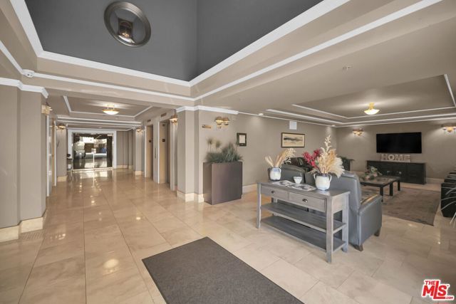 620 S Gramercy Place 135, Los Angeles, CA 90005
