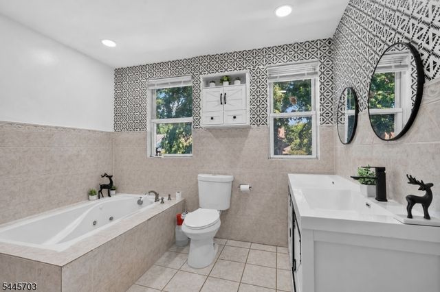 135 Morse Pl, Englewood City, NJ 07631