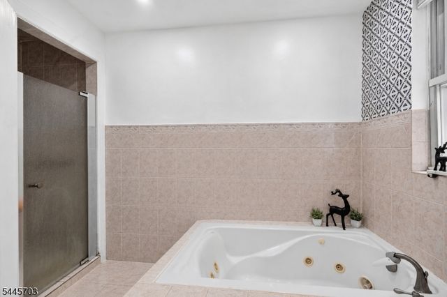 135 Morse Pl, Englewood City, NJ 07631