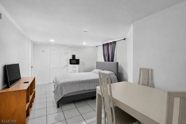 135 Morse Pl, Englewood City, NJ 07631