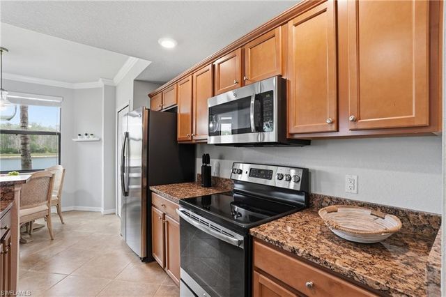 9560 Trevi CT 4812, Naples, FL 34113