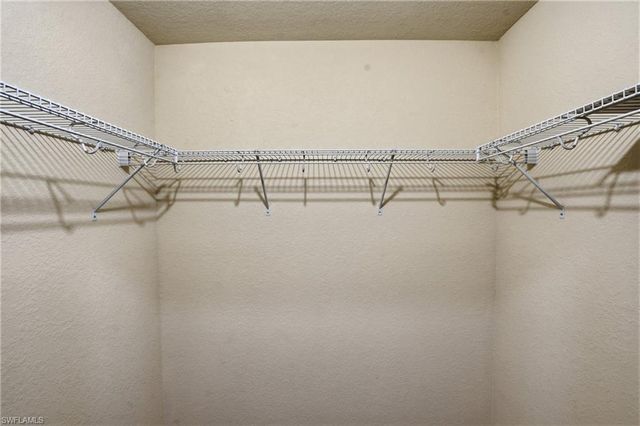 9560 Trevi CT 4812, Naples, FL 34113