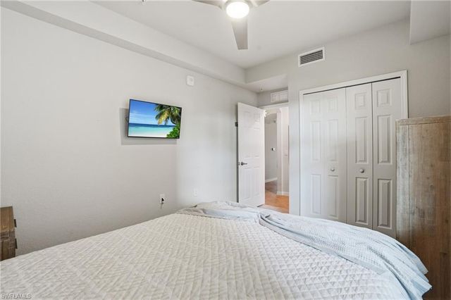 9560 Trevi CT 4812, Naples, FL 34113