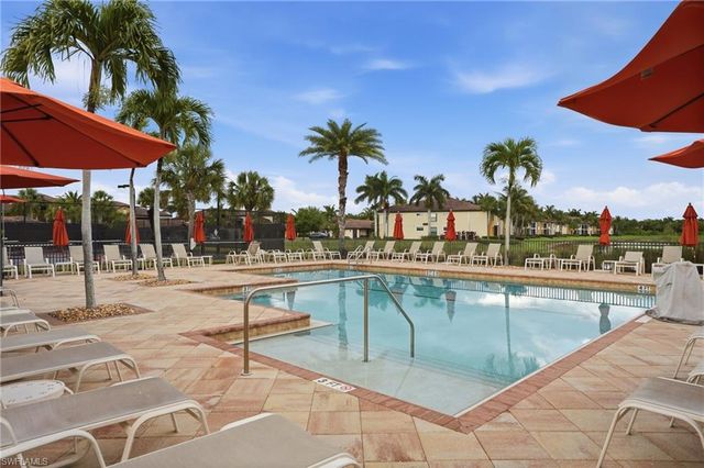 9560 Trevi CT 4812, Naples, FL 34113
