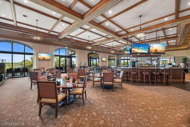 9560 Trevi CT 4812, Naples, FL 34113