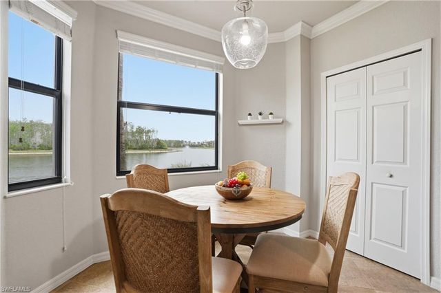 9560 Trevi CT 4812, Naples, FL 34113