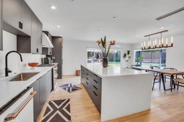 22901 Bassett Street, West Hills, CA 91307