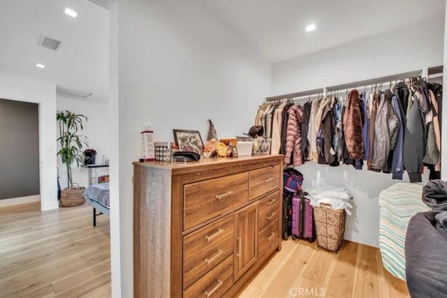 22901 Bassett Street, West Hills, CA 91307