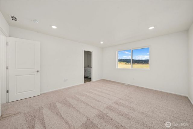 667 Salzer Creek Drive, Centralia, WA 98531