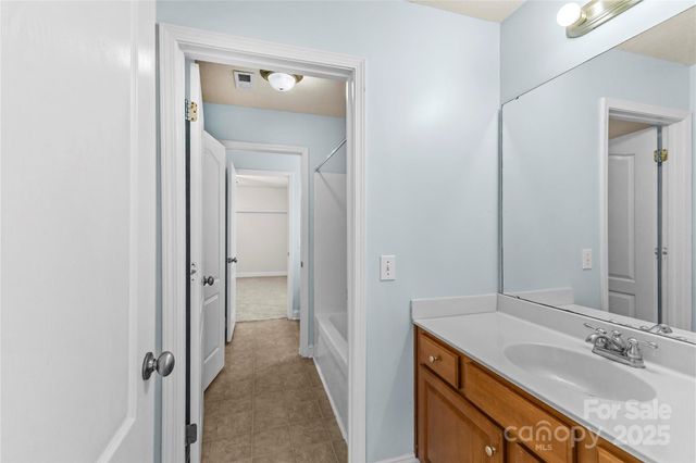 2532 Glyncastle Way, Gastonia, NC 28056