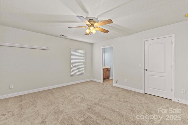 2532 Glyncastle Way, Gastonia, NC 28056