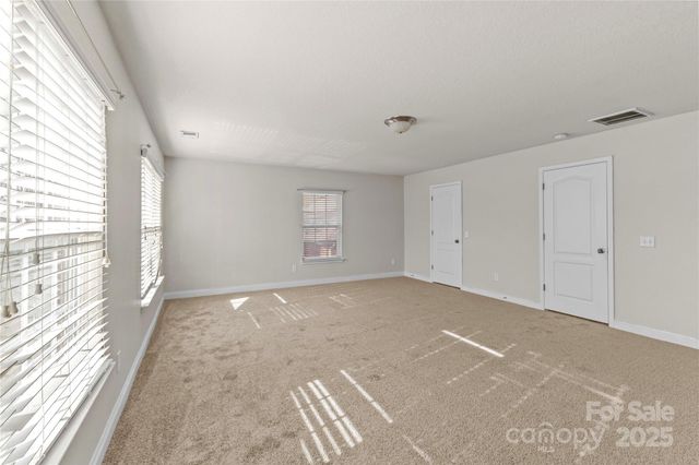 2532 Glyncastle Way, Gastonia, NC 28056